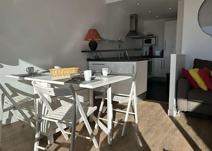 Apartamento Climatisé 6 Pers Avec Terrasse Et Piscine à Port Camargue - Fr-1-250-253 *