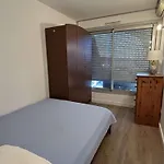 Climatise 6 Pers Avec Terrasse Et Piscine A Port Camargue - Fr-1-250-253 Lejlighed Le Grau-du-Roi