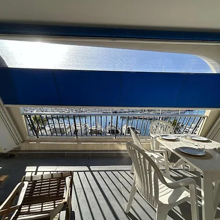Climatise 6 Pers Avec Terrasse Et Piscine A Port Camargue - Fr-1-250-253 *