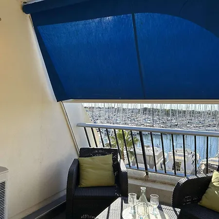 Climatise 6 Pers Avec Terrasse Et Piscine A Port Camargue - Fr-1-250-253 شقة *