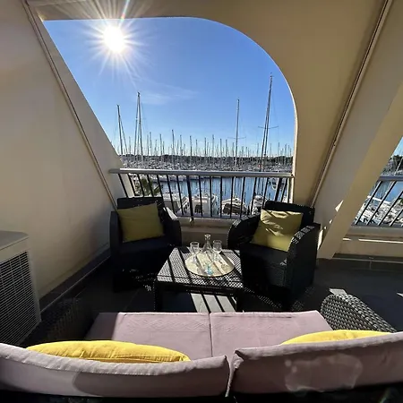 شقة Climatise 6 Pers Avec Terrasse Et Piscine A Port Camargue - Fr-1-250-253
